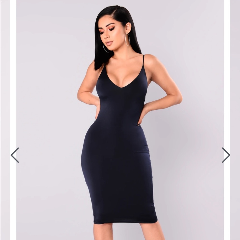 Fashion nova navy blue dress